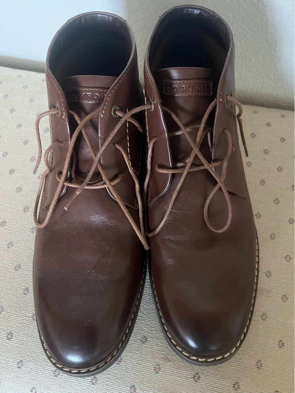NWOT Rockport Men's Brown Leather Chukka Boots